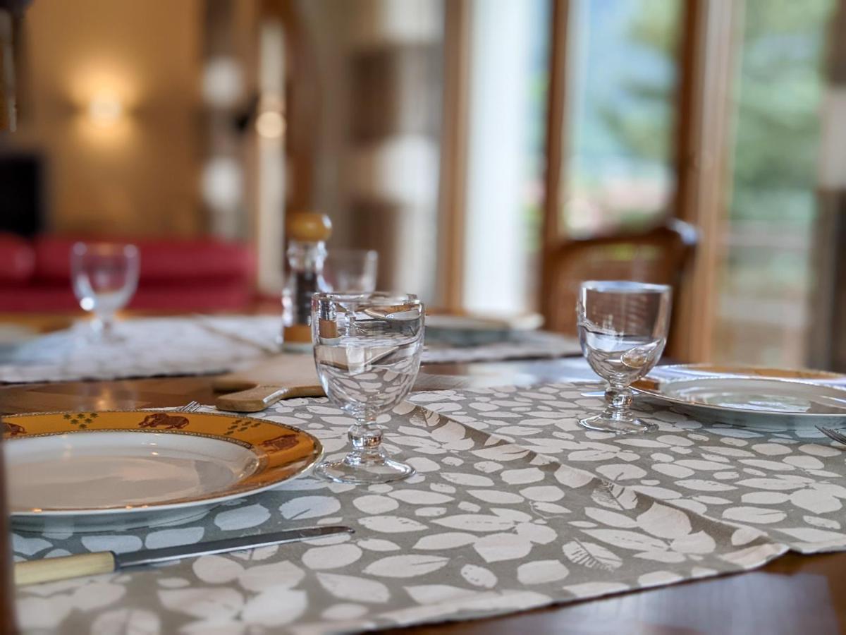 Le Vintage Grand Appartement 4 Etoiles Avec Jardin Proche Du Lac Annecy Exterior foto